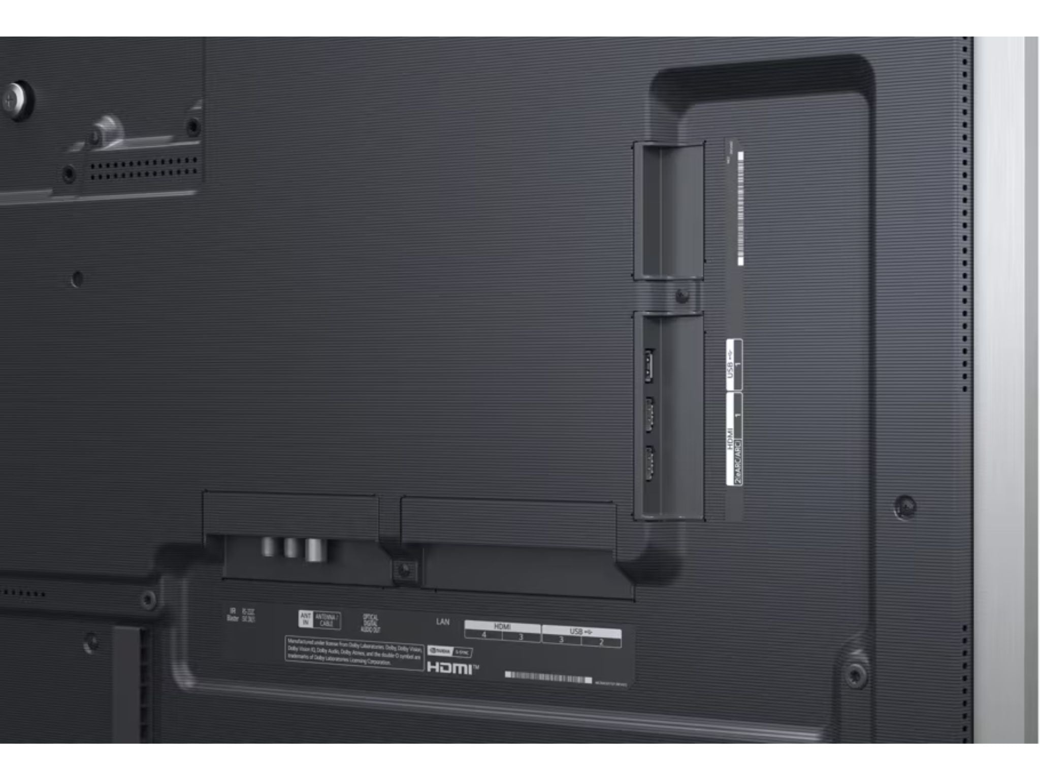 LG OLED65G6 – porty HDMI 2.1, USB i złącza Smart TV